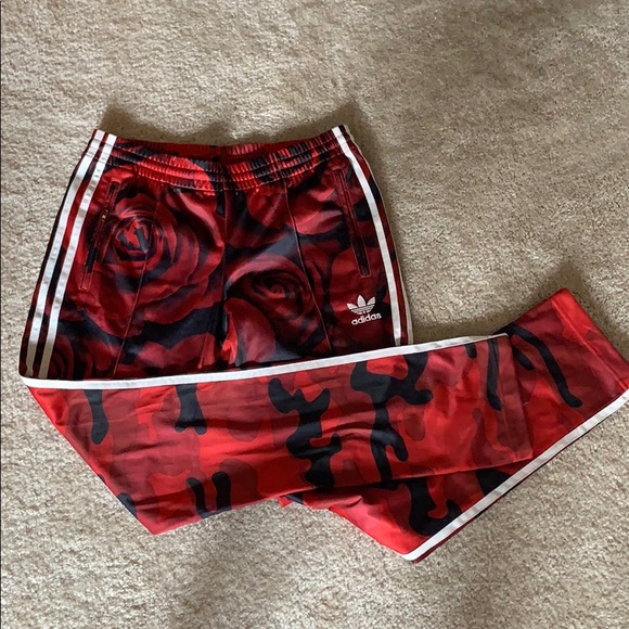 adidas Pants - Adidas Roses/Camo Trackpants